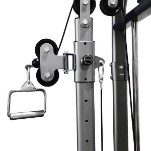 Силовая рама DFC D1009 со встроенным весом предназначена для домашнего использования, позволяет прокачивать все мышцы тела благодаря возможности регулировки. На кроссовере можно выполнять тягу руками (в разных положениях), приседания с весом и махи, упраж