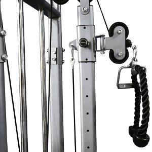 Силовая рама DFC D1009 со встроенным весом предназначена для домашнего использования, позволяет прокачивать все мышцы тела благодаря возможности регулировки. На кроссовере можно выполнять тягу руками (в разных положениях), приседания с весом и махи, упраж