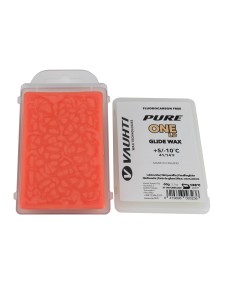 Лыжная мазь Vauhti PURE ONE - твердая мазь скольжения для любителей лыжного спорта.
Парафин изготовлен из высококачественных углеводородных компонентов, используемых в линейке гоночных парафинов Vauhti.
Мазь для лыж обладает отличными рабочими характерист