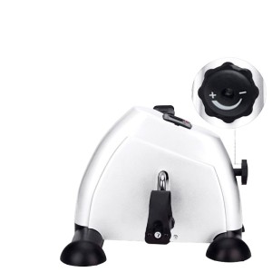 Велотренажер мини DFC B12 Белый. B12W - Мини велотренажер белого цвета для домашнего использования, с механической системой изменения нагрузки. Подходит для тренировки ног и рук. Регулировка ремней педалей. Компьютер: скан, время, расстояние, обороты в ми