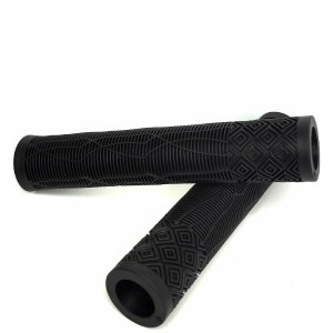 Грипсы CLARKS С132 168 мм, черные (3-484)
Погружаясь в мир езды на велосипеде, важно иметь оптимальное сцепление и контроль над рулевым управлением. Грипсы являются неотъемлемой частью этого уравнения, и грипсы Clarks – это выбор тех, кто ценит качество,