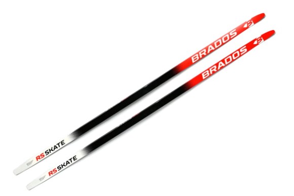 Беговые лыжи STC Brados RS Skate — лёгкость, скорость и контроль в каждом движении.

STC Brados RS Skate — это современные беговые лыжи для конькового стиля, созданные для динамичного катания, тренировок и соревнований. 

Конструкция лыжи основана на инно