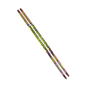 Пластиковые лыжи STC.
С насечкой.
В лыжах применяется отлично зарекомендовавшая себя технология ABS Cap.
Это покрытие, которое делает лыжи очень прочными и устойчивыми к торсионному воздействию (скручивание).
По сравнению с конструкцией «сэндвич», ког