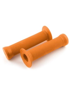 Грипсы CLARKS С83 130 мм ВМХ, оранжевые (3-362)
Погружаясь в мир езды на велосипеде, важно иметь оптимальное сцепление и контроль над рулевым управлением. Грипсы являются неотъемлемой частью этого уравнения, и грипсы Clarks – это выбор тех, кто ценит каче