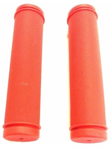 Грипсы CLARKS С98 130 мм, красные (3-379)
Погружаясь в мир езды на велосипеде, важно иметь оптимальное сцепление и контроль над рулевым управлением. Грипсы являются неотъемлемой частью этого уравнения, и грипсы Clarks – это выбор тех, кто ценит качество,