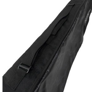 Чехол для сноуборда PROTECT – это современный чехол на сноуборд, который значительно облегчает транспортировку спортивного инвентаря, а также оптимизирует его хранение.
Сумка для сноуборда изготовлена из непромокаемого нейлона 600 WR PVC, при этом торцев