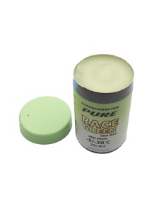 Мазь держания VAUHTI Pure Race Green -5°С/-20°С.
Твёрдая безфторовая мазь держания VAUHTI Pure Race.
Особенно хорошо работают на натуральном, свежевыпавшем и мелкозернистом снегу.
Новый, специальный состав обеспечивает прекрасные скользящие свойства.
Тем