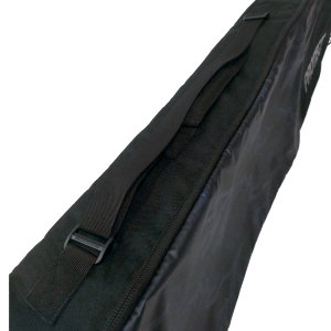 Чехол для сноуборда PROTECT – это современный чехол на сноуборд, который значительно облегчает транспортировку спортивного инвентаря, а также оптимизирует его хранение.
Сумка для сноуборда изготовлена из непромокаемого нейлона 600 WR PVC, при этом торцева