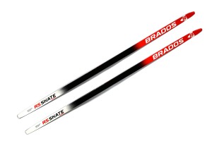 Лыжи подростковые STC Brados RS Skate JR Red. Беговые, спортивные лыжи предназначены для стремительного и легкого катания коньковым стилем. Лыжи подходят не только профессиональным спортсменам, но и начинающим покорителям снежных трасс, а также ученикам с