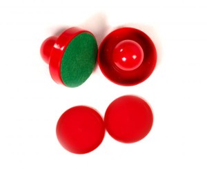 Набор биты + шайбы DFC B-060-001 для аэрохоккея. Особенности: Качественный пластик. Технические характеристики: Кол-во бит: 2 шт. (диаметр 60 мм), Кол-во шайб: 4 шт. (диаметр 53 мм), Материал: пластик, Цвет: красный, Размер упаковки: 16 х 16 х 5.5 см.