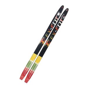 Лыжи STC обеспечивают возможность передвижения по снежному покрову в условиях равнинной и пересеченной местности. Конструкция лыж имеет стабильную форму, обладает повышенной прочностью и упругостью и имеет хорошие ходовые качества. Лыжа состоит из среднег