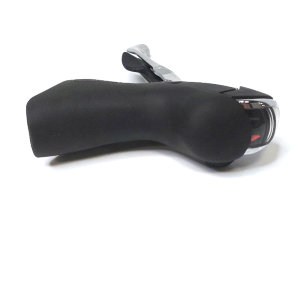 Шифтер/тормозная ручка ST-4501 3L (TIAGRA) 3 ск.
3 скорости
Легкое переключение, повышенная совместимость
Изящный корпус главной ручки, плавная работа переключения
Продуманная зона управления
Индикатор передач позволяет определить положение передач с перв