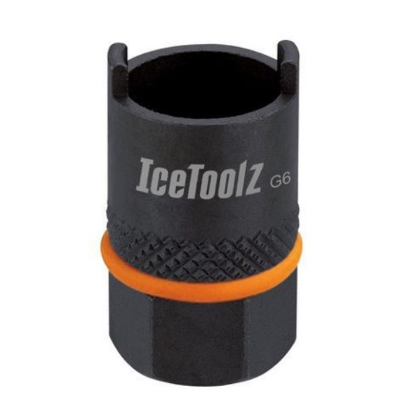 Съёмник велосипедный IceToolz 0903 — это специализированный инструмент, разработанный для демонтажа трещоток (freewheels) Suntour с двухзацепной конструкцией. Благодаря своей точной геометрии и прочным материалам он обеспечивает надёжный захват за шлицы и Съёмник велосипедный IceToolz 0903 — это специализированный инструмент, разработанный для демонтажа трещоток (freewheels) Suntour с двухзацепной конструкцией. Благодаря своей точной геометрии и прочным материалам он обеспечивает надёжный захват за шлицы и
