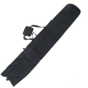 Чехол для лыж PROTECT – это современный чехол для лыж, который значительно облегчает транспортировку спортивного инвентаря, а также оптимизирует его хранение.
Сумка для лыж изготовлена из непромокаемого нейлона 600 WR PVC, при этом торцевая часть чехла им