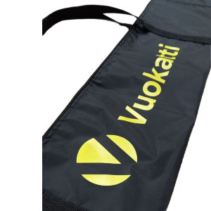 Материал чехов Оксфорд 420D. Достоинства данного материала:
1. продолжительный срок эксплуатации;
2. устойчивость к механическим повреждениям;
3. износоустойчивость;
4. легкость изделий;
5. простота ухода.