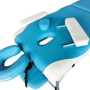 Функциональный и стильный массажный стол DFC NIRVANA подходит для профессионального и домашнего использования. Спокойный, но насыщенный голубой цвет в сочетании с бежевыми вставками подойдёт к любому интерьеру. Модель Elegant DELUXE TS2010_TB2 можно испол