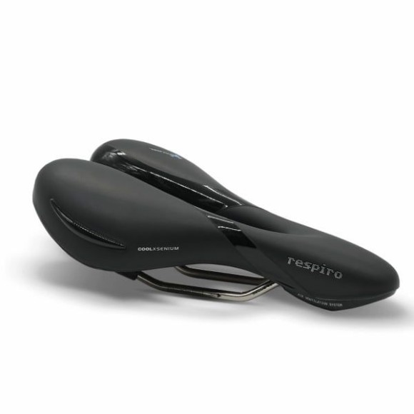 Седло велосипедное SELLE ROYAL Respiro Soft Фитнес Royalgel, 02300155- широкое, комфортное и эргономичное седло с эластомерными амортизаторами для городских, дорожных и прогулочных велосипедов с полупрямой посадкой под углом около 60°.
Размер 181х277 м Седло велосипедное SELLE ROYAL Respiro Soft Фитнес Royalgel, 02300155- широкое, комфортное и эргономичное седло с эластомерными амортизаторами для городских, дорожных и прогулочных велосипедов с полупрямой посадкой под углом около 60°.
Размер 181х277 м