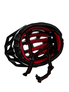 Шлем защитный FSD-HL003 (in-mold) L (54-61 см) сине-белый/600305.
Шлем FSD-HL003 (in-mold), предназначен для защиты головы при ударах при катании на велосипедах, скейтбордах, роликовых коньках и т.п.
Внешний слой – поликарбонат.
Внутренний слой, поглощ