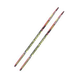 Пластиковые лыжи STC.
С насечкой.
В лыжах применяется отлично зарекомендовавшая себя технология ABS Cap.
Это покрытие, которое делает лыжи очень прочными и устойчивыми к торсионному воздействию (скручивание).
По сравнению с конструкцией «сэндвич», ког