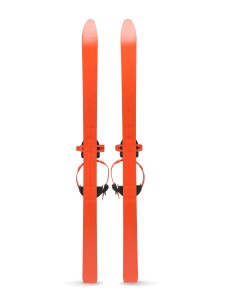 Лыжный комплект детский NovaSport Fly с палками в сетке.
Лыжный комплект детский NovaSport с палками в сетке – это лёгкие 100 см детские беговые лыжи в комплекте с палками размером 100 см.
Особенность: прочные, газонаполненные лыжи с термовплавляемой эти