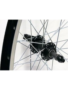 Колесо 26' заднее в сборе (Nav610, AL, дв. обод. под трещ.)/630244. Ось втулки 170 мм. Колесо 26 дюймов заднее в сборе для Navigator 610, материал алюминий, двойной обод, втулка под трещотку, эксцентрик, тормоз V-brake. Колесо 26 дюймов для велосипеда зад