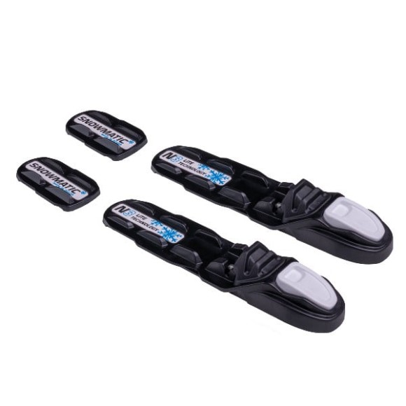 Крепление лыжное NNN Snowmatic LITE AUTO. Универсальные автоматические крепления Snowmatic NNN подходят для лыжников как начального, так и продвинутого уровня. Крепление для классического и конькового стиля катания. Фиксация лыжной обуви происходит автома Крепление лыжное NNN Snowmatic LITE AUTO. Универсальные автоматические крепления Snowmatic NNN подходят для лыжников как начального, так и продвинутого уровня. Крепление для классического и конькового стиля катания. Фиксация лыжной обуви происходит автома