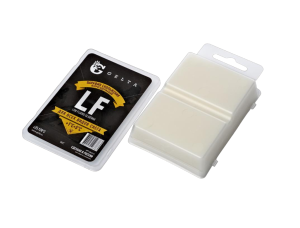 Парафин для лыж и сноубордов Gelta LF +1°С /+5°С.
Парафин предназначен для улучшения скользящих свойств лыж для любого снега при температуре воздуха выше 0°С.
Содержание фторуглерода: LF (Низкое содержание).
Быстро и просто наносится, защищает скользящую