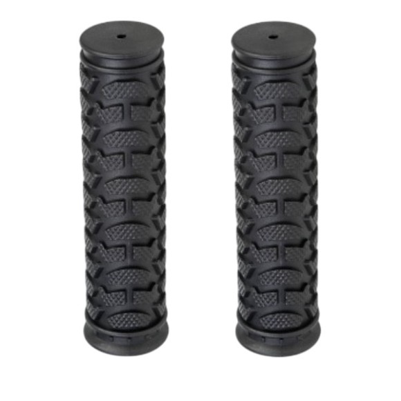 Грипсы FSD-GRIP-DP01, 120 мм, чёрные / 150300 — это базовая, практичная и удобная модель велосипедных грипс, предназначенная для городских, прогулочных и подростковых велосипедов. Простая, но надёжная конструкция обеспечивает комфорт и уверенный контроль Грипсы FSD-GRIP-DP01, 120 мм, чёрные / 150300 — это базовая, практичная и удобная модель велосипедных грипс, предназначенная для городских, прогулочных и подростковых велосипедов. Простая, но надёжная конструкция обеспечивает комфорт и уверенный контроль