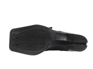 Ботинки лыжные детские 75мм Vuokatti Active Kids
Ботинки 75 мм – это лыжные ботинки, подошва которых предусмотрена для классических системных креплений типа 75 NN. Лыжные ботинки начального уровня для детей и подростков, катание на лыжах преимущественно к