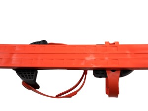 Детский лыжный комплект с палками и универсальными креплениями - это отличный выбор для маленьких спортсменов, которые хотят освоить искусство катания на лыжах. Этот комплект включает в себя все необходимое для детей, чтобы начать свое приключение на лыжн