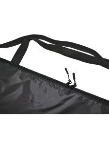 Чехол для беговых лыж Vuokatti.
Чехол для лыж – это современный чехол на лыжи, который значительно облегчает транспортировку спортивного инвентаря, а также оптимизирует его хранение. Чехол лыжный изготовлен из материала Оксфорд 420D и отлично защищает сна