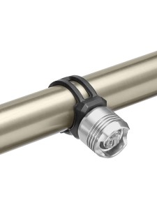 Фонарь габаритный JY-3006F передний серебристый/560112. Фонарь габаритный передний, 1 суперяркий белый светодиод, алюминиевый корпус и мягкий ремешок, под батарейки 2хCR2032, цвет корпуса серебристый. Комплект габаритных фонарей – это набор световых сигна