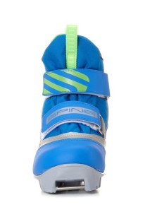 Ботинки NNN SPINE Relax 135/1 размер 34.
Лыжные ботинки SPINE NNN Relax 135/1 – модель серии Touring, разработанная для лыжников начального уровня.
Лучше всего подойдет для детей школьного и дошкольного возраста.
Предназначена в основном для классическо